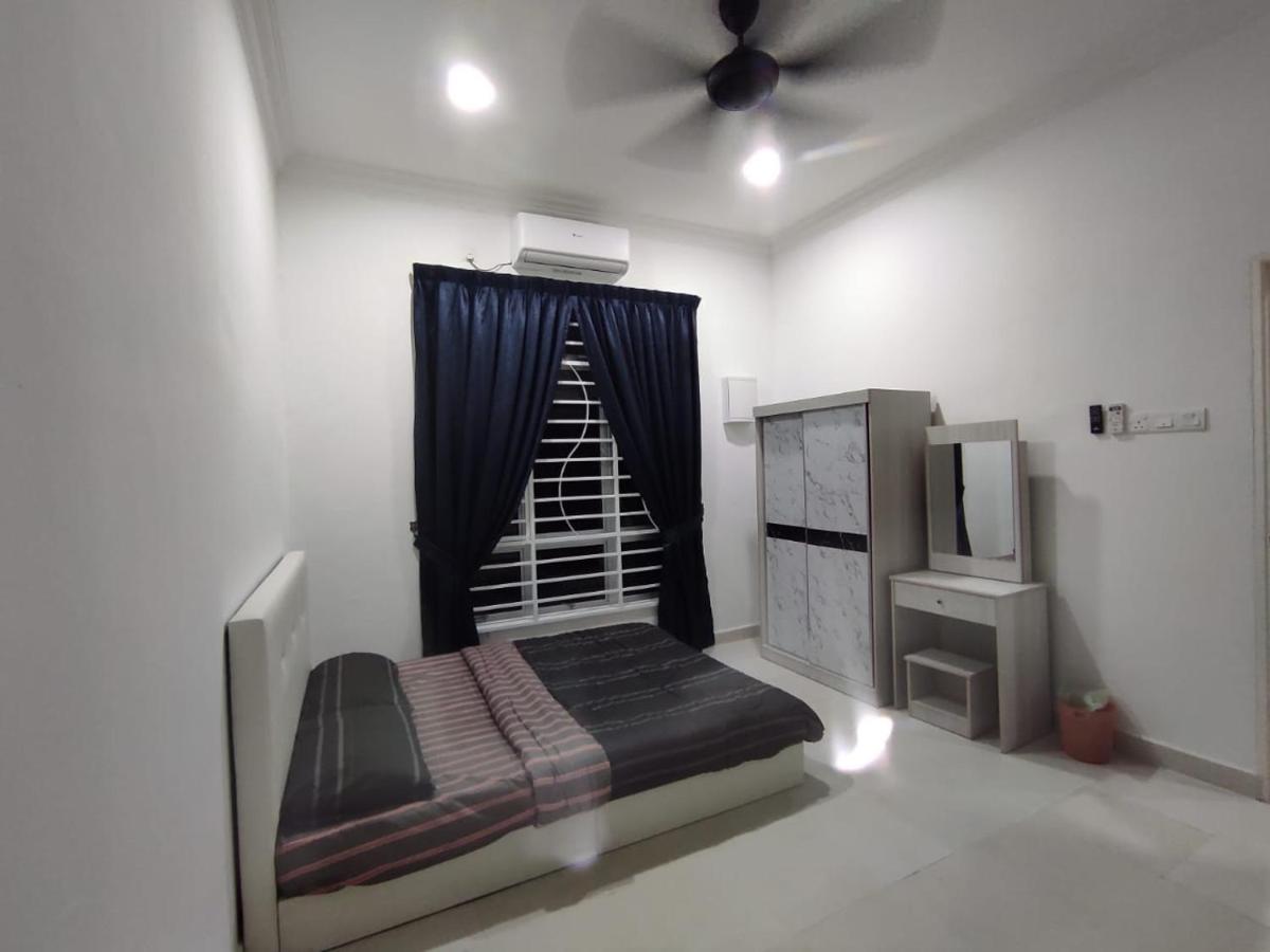 Bb D'Velodrom Homestay Dungun Exteriör bild